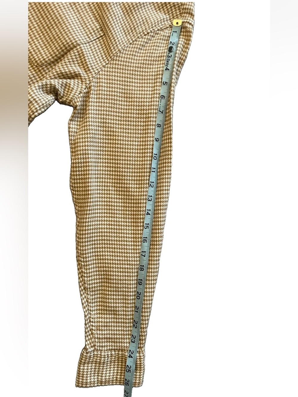 Banana Republic Untucked Fit Houndstooth Patterned Lightweight Flannel Shirt - Picture 6 of 8